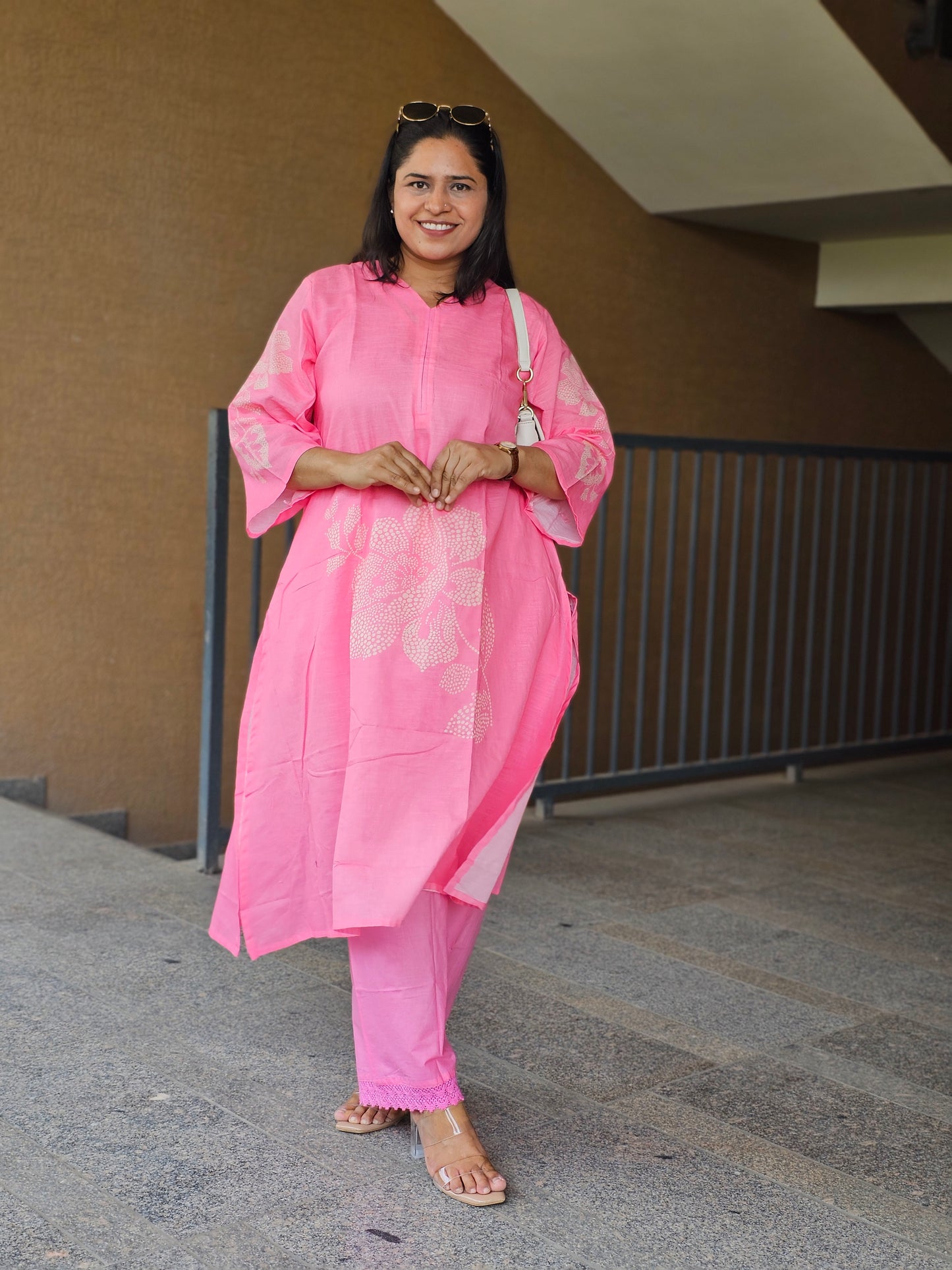 Gulabi Bloom Floral Ethnic Kurta Set