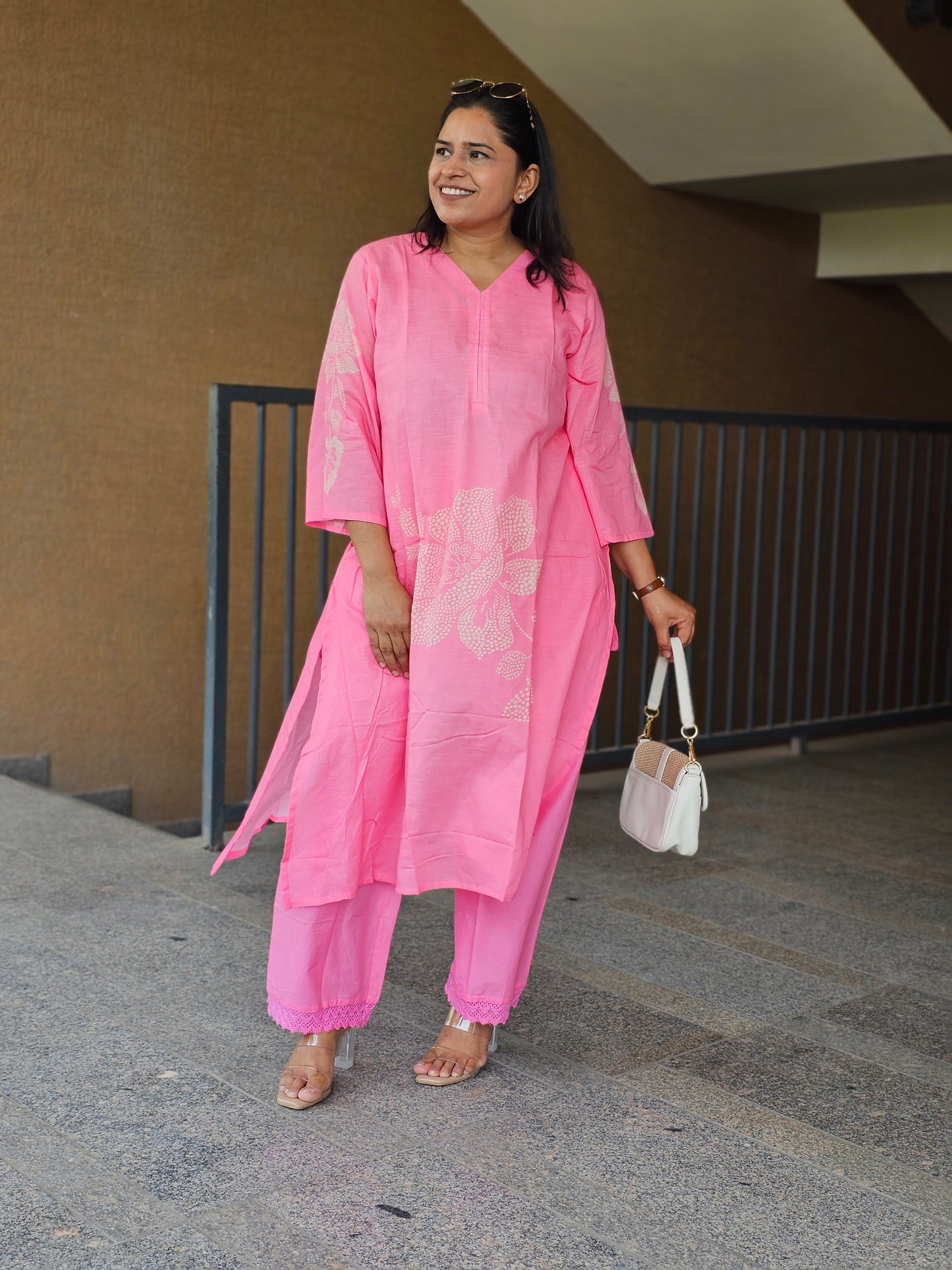 Gulabi Bloom Floral Ethnic Kurta Set