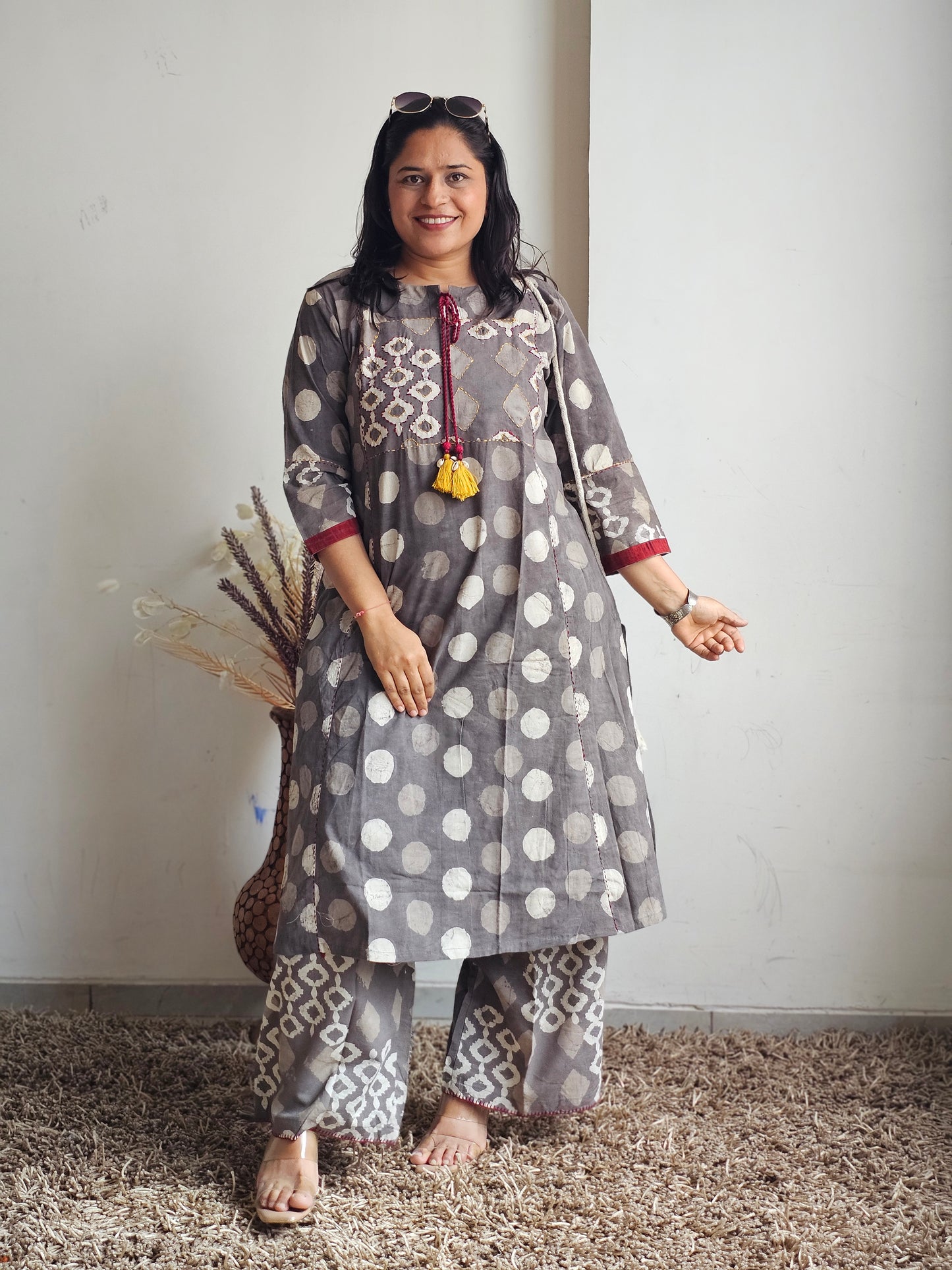 Grey Polka Dot Print Kurta Set