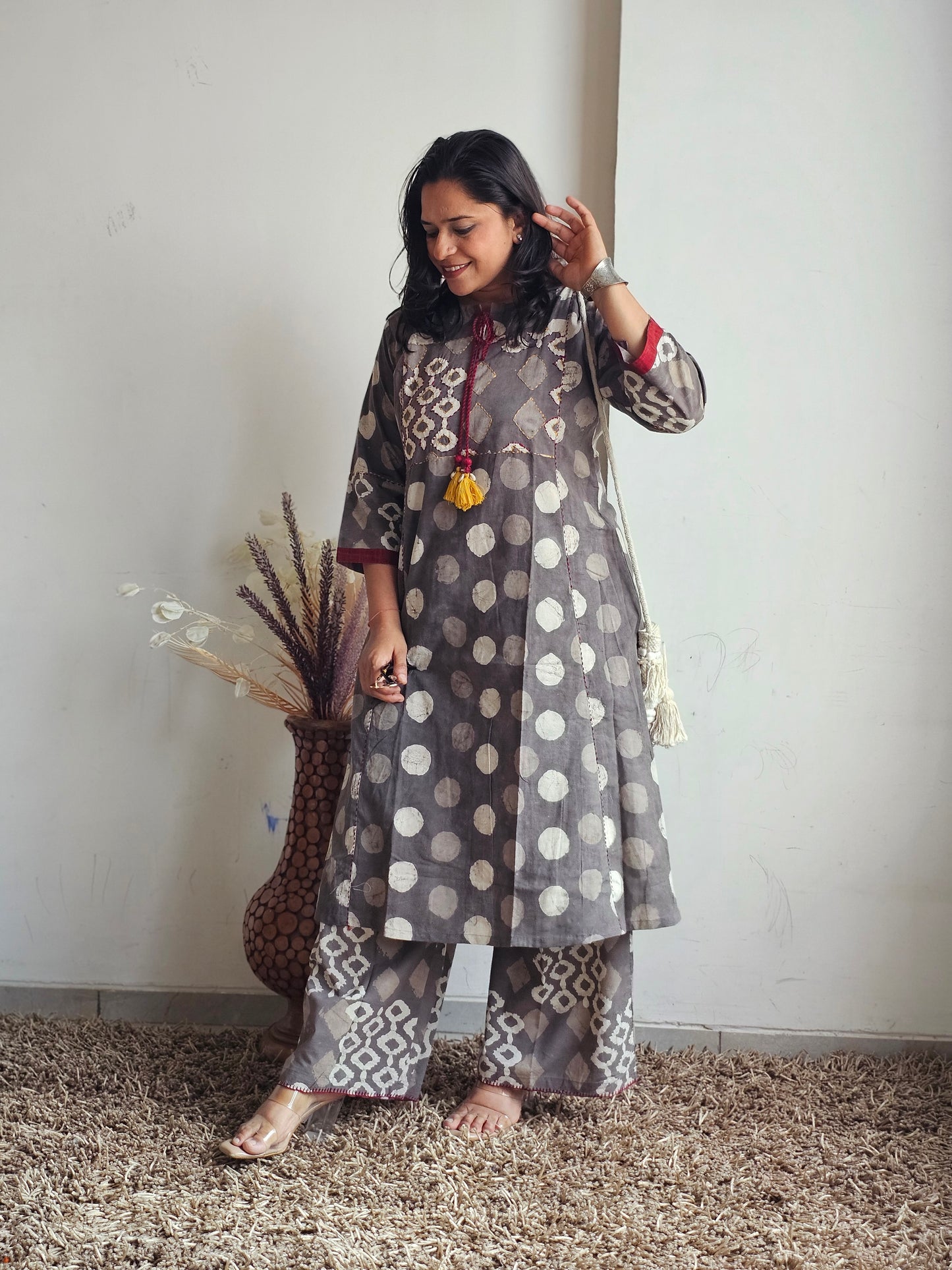 Grey Polka Dot Print Kurta Set