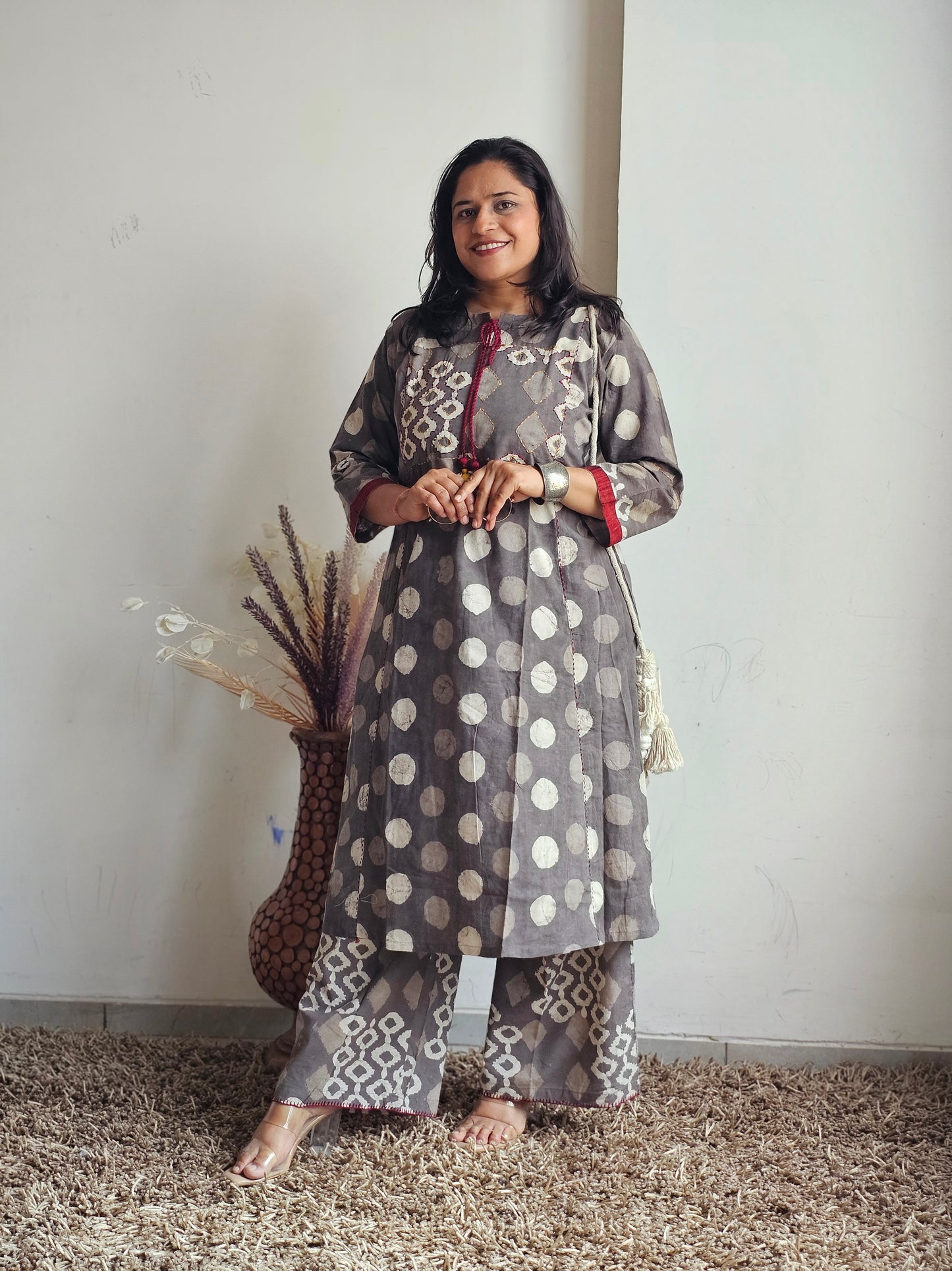 Grey Polka Dot Print Kurta Set