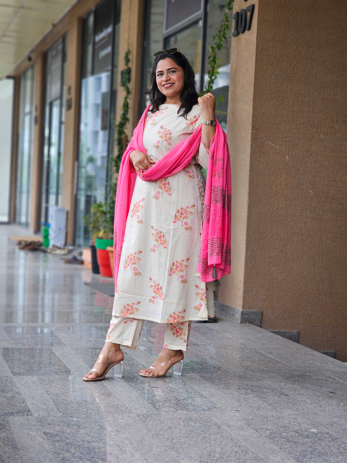 Off-White Boat Neck Floral Printed Kurta Set