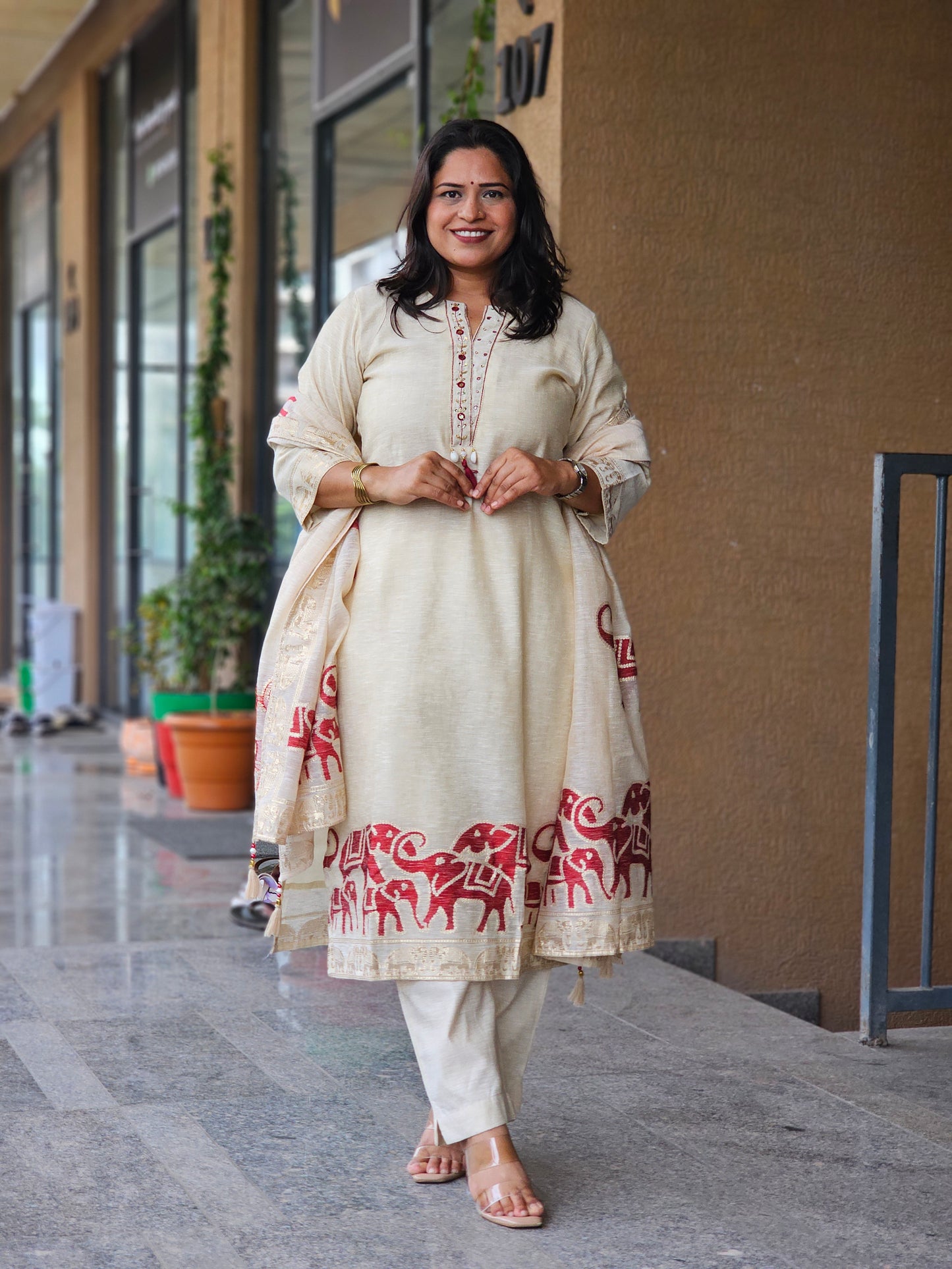 Off-White Elephant Motif Chanderi Silk Kurta Set