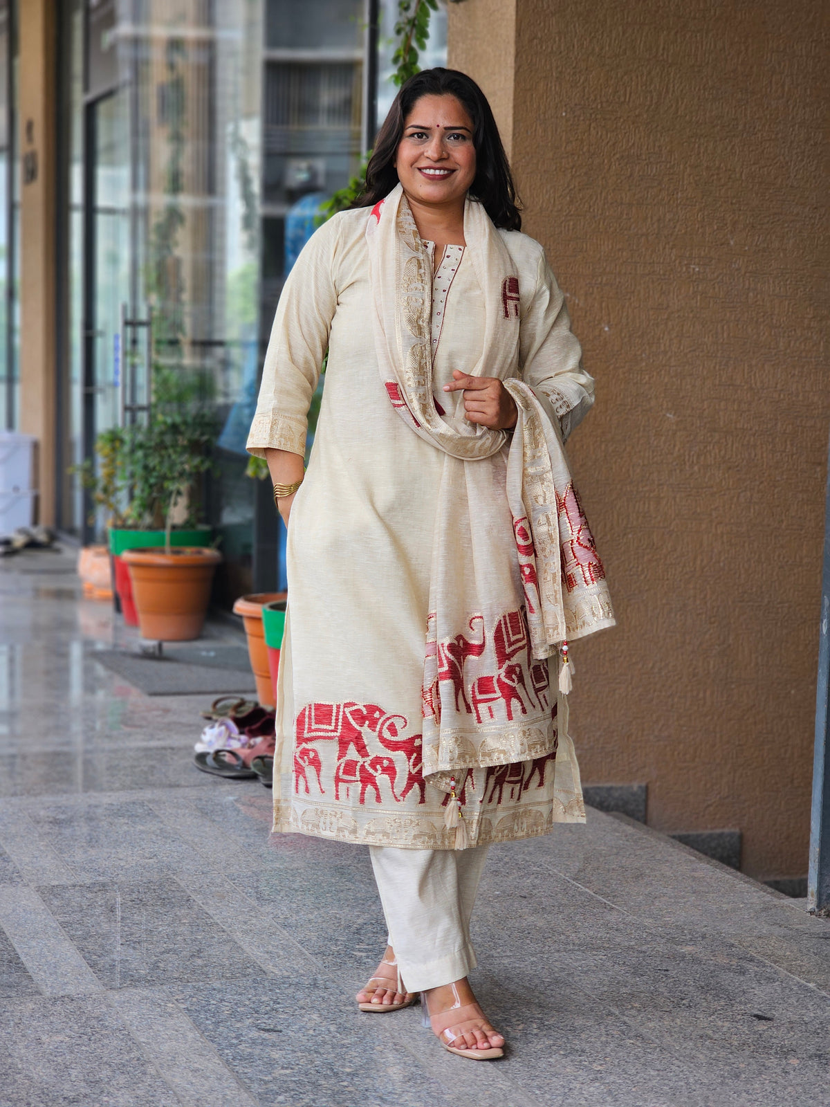 Off-White Elephant Motif Chanderi Silk Kurta Set