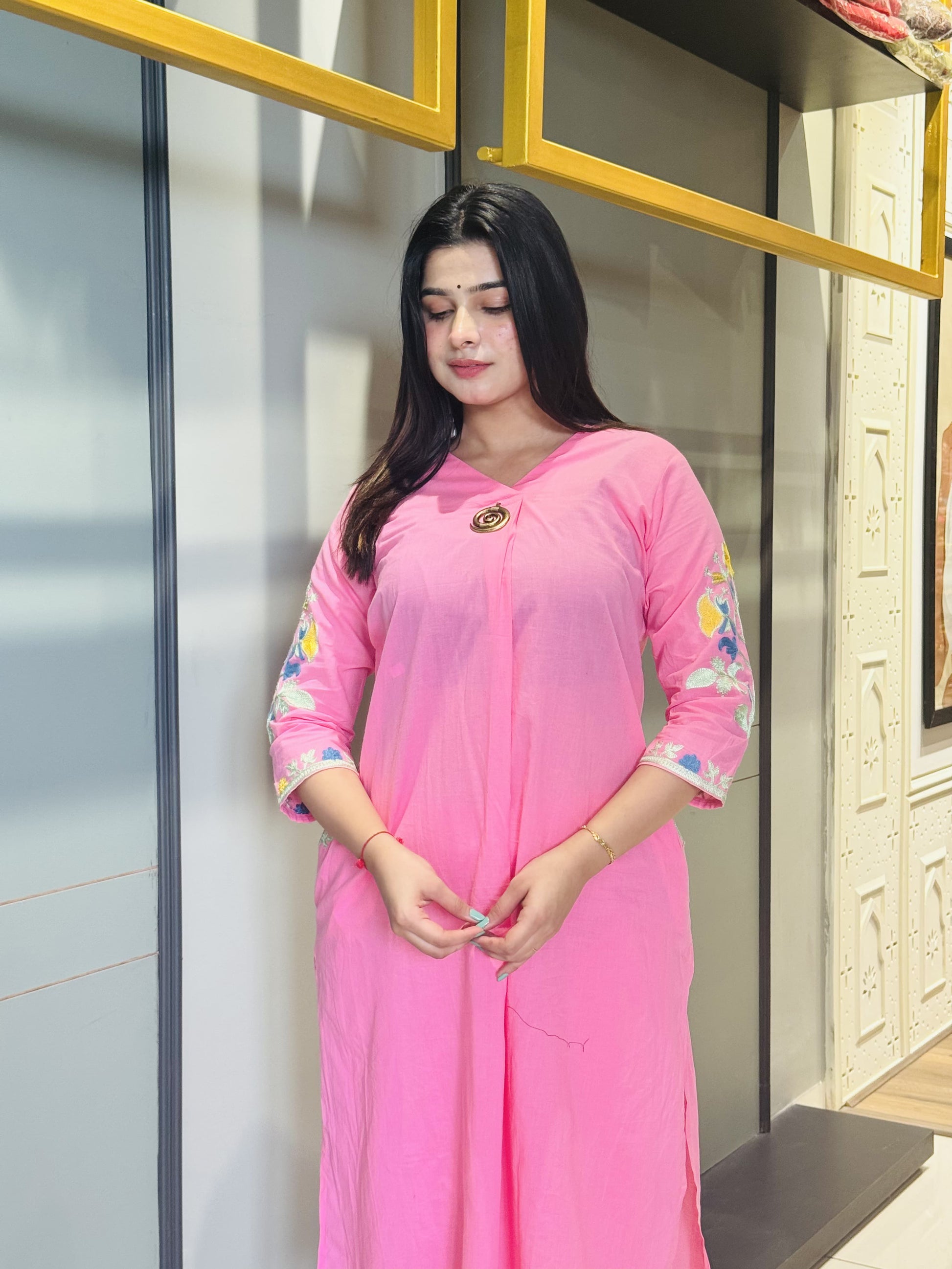 Elegant Pink Cotton Kurti Set – Embroidered Sleeves